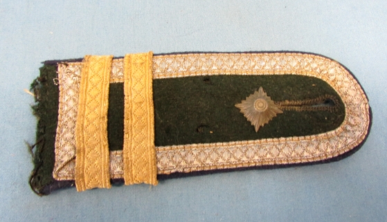 German WWII Army Medical NCO Shoulder Strap, Veterans Estate