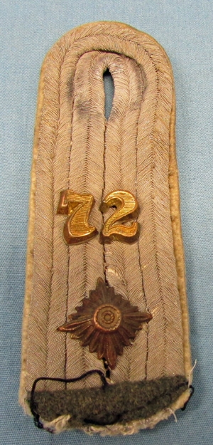 German WWII Infantry Oberleutnant, 72nd Rgt, Shoulder Strap