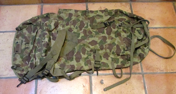 Stewarts Military Antiques - - US WWII 1943 Camouflage Jungle Pack ...