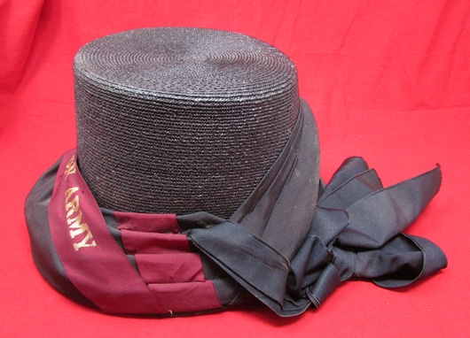 US WWI Woman's Salvation Army Bonnet