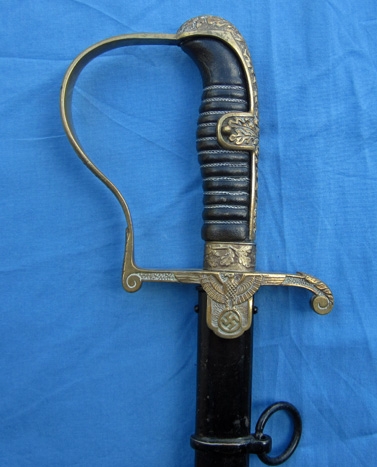 German WWII Heer Officers Dove Head Pattern Sword, Robert Klass 233,