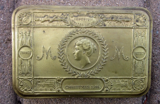 British WWI Princess Mary Tin, Christmas 1914 & Chritmas Card