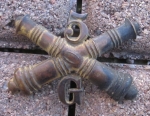 Photo: US SAW Era, Army Enlisted Artillery Hat Emblem, 1896-1900