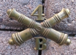 Photo: US SAW Era, Army Enlisted Artillery Hat Emblem, 1896-1900