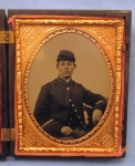 Photo: US Civil War 1/4 Plate Federal Soldier, Patriotic Thermoplastic Case