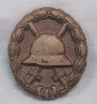 Photo: German WWI Black Wound Badge, Stamped Steel